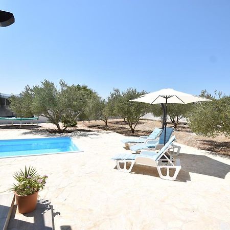 Villa Bubica- Cozy Holiday Home In Rural Area With Pool Stankovci  Exteriör bild