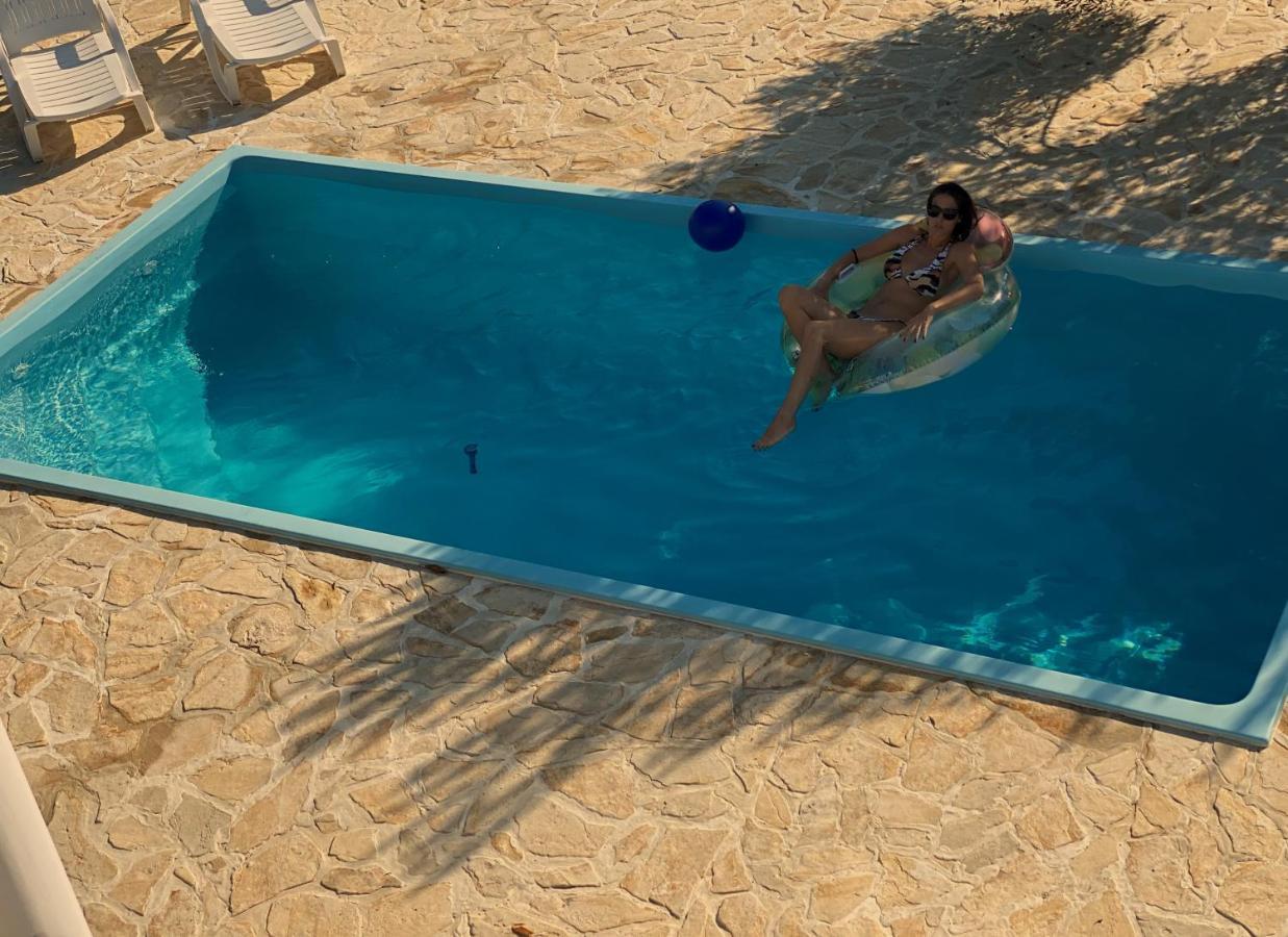 Villa Bubica- Cozy Holiday Home In Rural Area With Pool Stankovci  Exteriör bild
