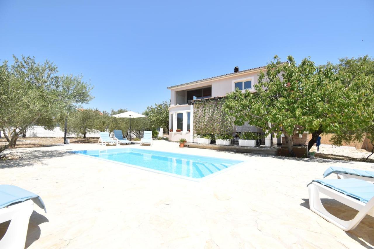 Villa Bubica- Cozy Holiday Home In Rural Area With Pool Stankovci  Exteriör bild